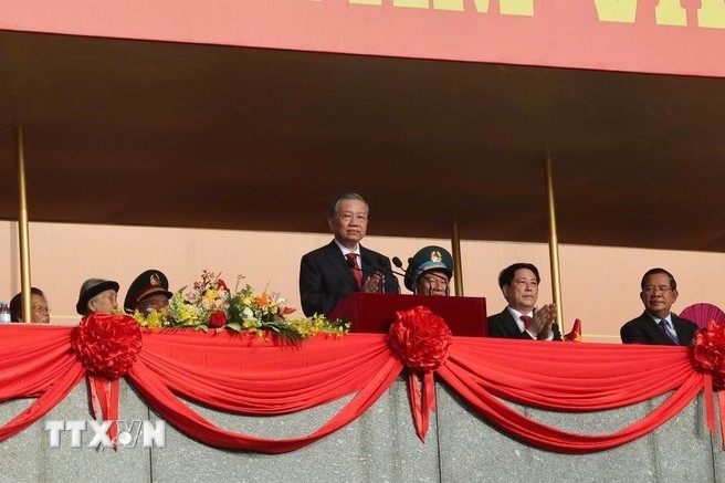tong bi thu doan ket chung suc dong long bien khat vong thanh hien thuc