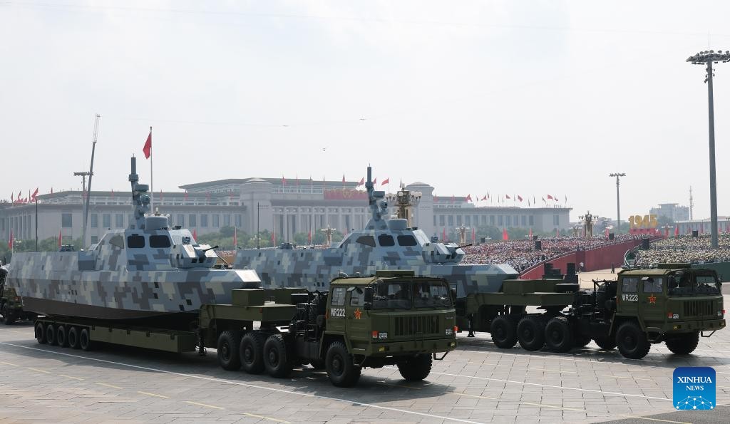 Đội hình tác chiến không người lái trên biển tham gia lễ duyệt binh tại thủ đô Bắc Kinh, Trung Quốc, ngày 3/9. Ảnh: Tân Hoa xã