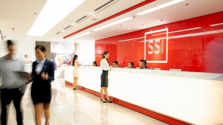 Lợi nhuận quý 4 chậm lại, SSI vẫn lập kỷ lục năm 2025