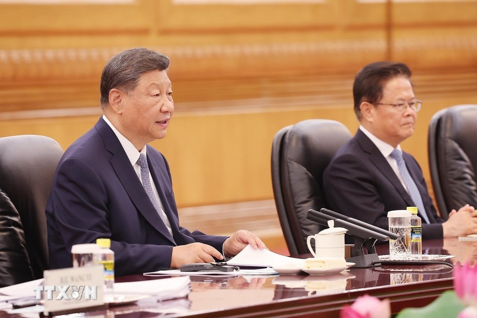 Việt Nam luôn ưu tiên hàng đầu việc củng cố và phát triển quan hệ Việt - Trung