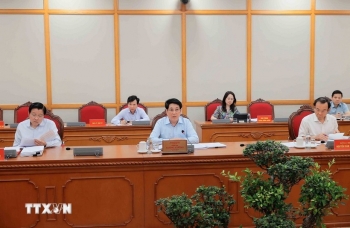 Bộ Chính trị làm việc với 6 Ban Thường vụ Tỉnh ủy