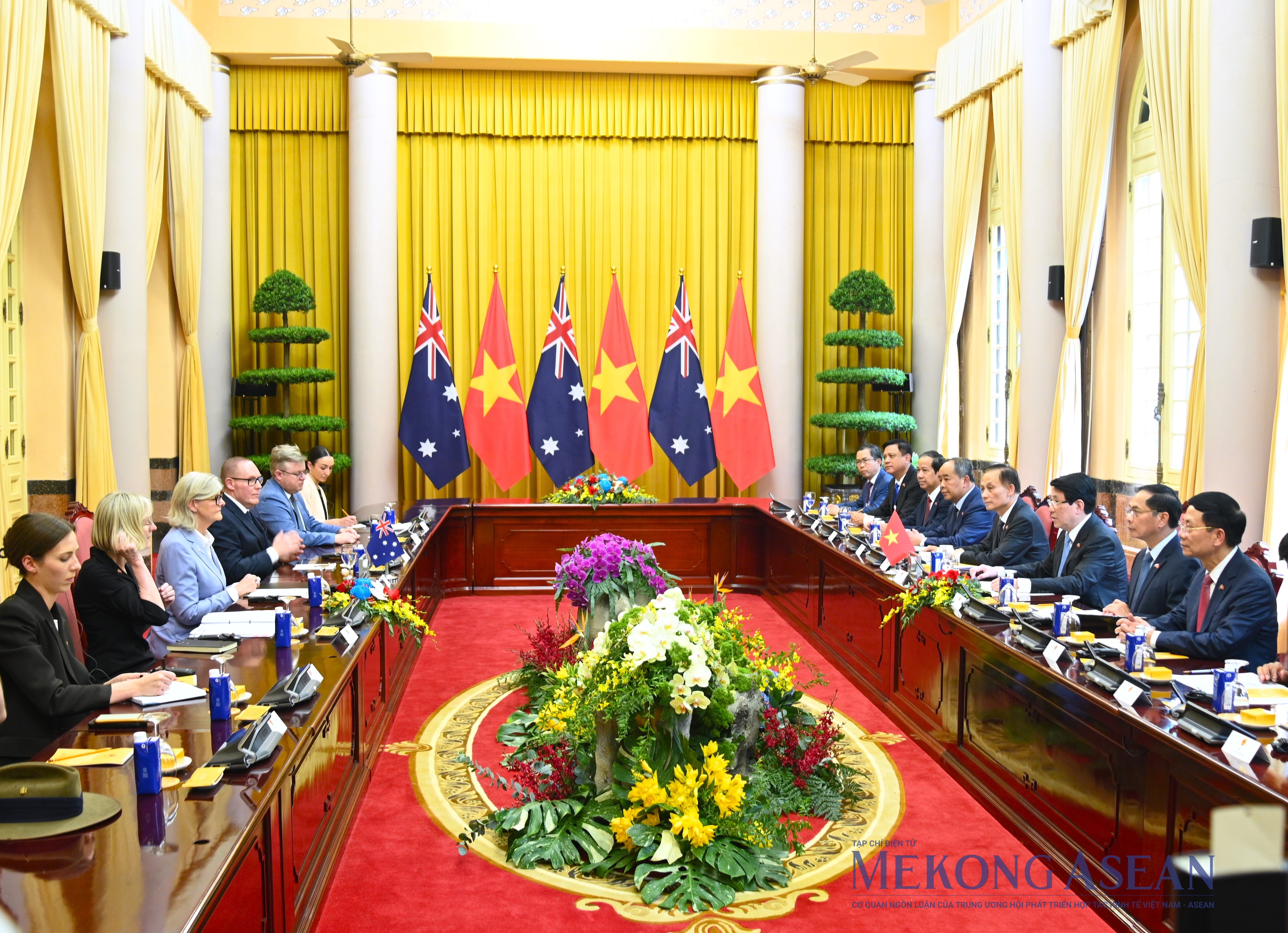Chủ tịch nước Lương Cường chủ trì lễ đón Toàn quyền Australia