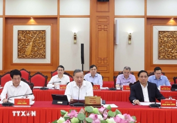 Bộ Chính trị làm việc với Ban Thường vụ Đảng ủy 555win tải app