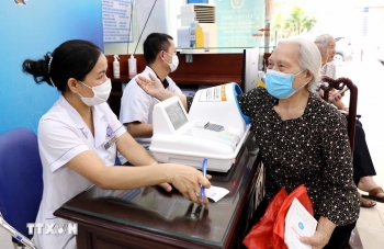 Nghị quyết của Bộ Chính trị về giải pháp đột phá, nâng cao sức khỏe nhân dân
