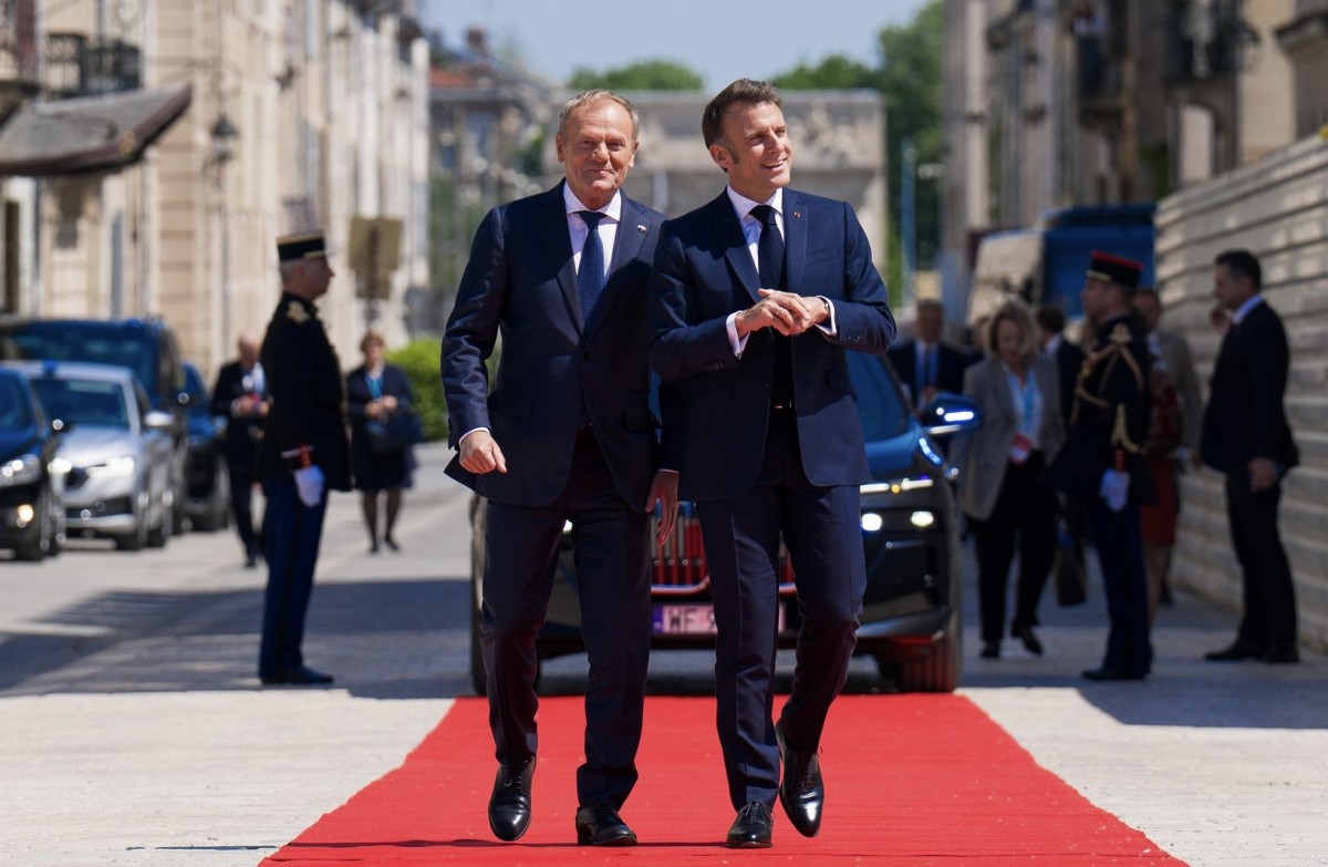Ông Donald Tusk (trái) và ông Emmanuel Macron tại thành phố Nancy (Pháp) ngày 9/5. Ảnh: X/@EmmanuelMacron