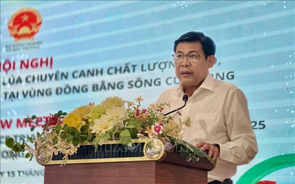 Mỗi ha lúa chất lượng cao, nông dân có thêm 10 triệu đồng/năm
