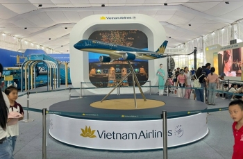 Dấu ấn của Vietnam Airlines tại Triển lãm 80 năm thành tựu đất nước
