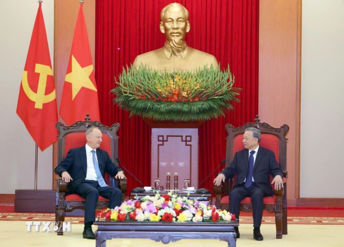 Đề nghị Nga hỗ trợ Việt Nam khai thác hiệu quả không gian biển