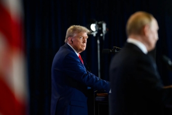 Ông Trump tuyên bố ‘thất vọng’ về ông Putin, không 'hài lòng' với EU