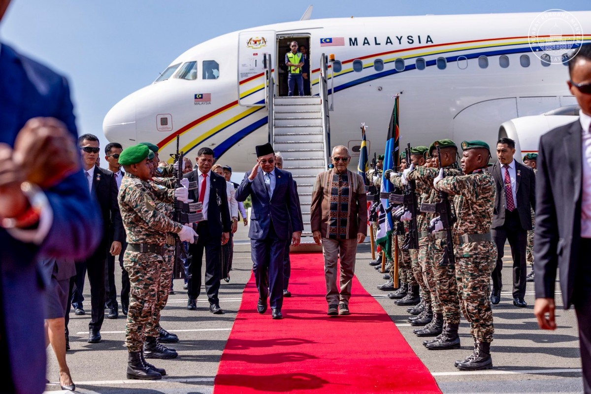 Ông Anwar Ibrahim (trái) và Tổng thống Timor-Leste Jose Ramos-Horta. Ảnh: Facebook/@Anwar Ibrahim