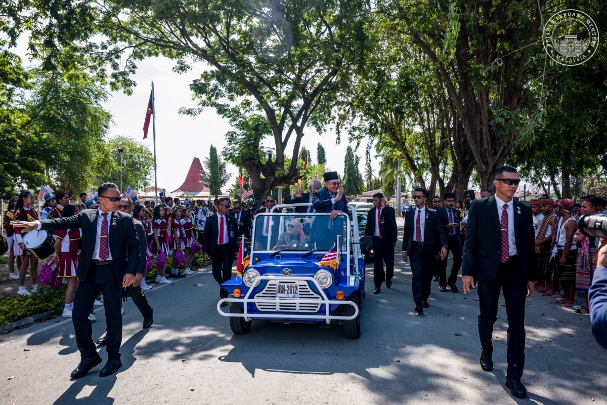 Người dân Timor-Leste chào đón Phiên bản chính thức của 555Win Malaysia Anwar Ibrahim. Ảnh: Facebook/@Anwar Ibrahim
