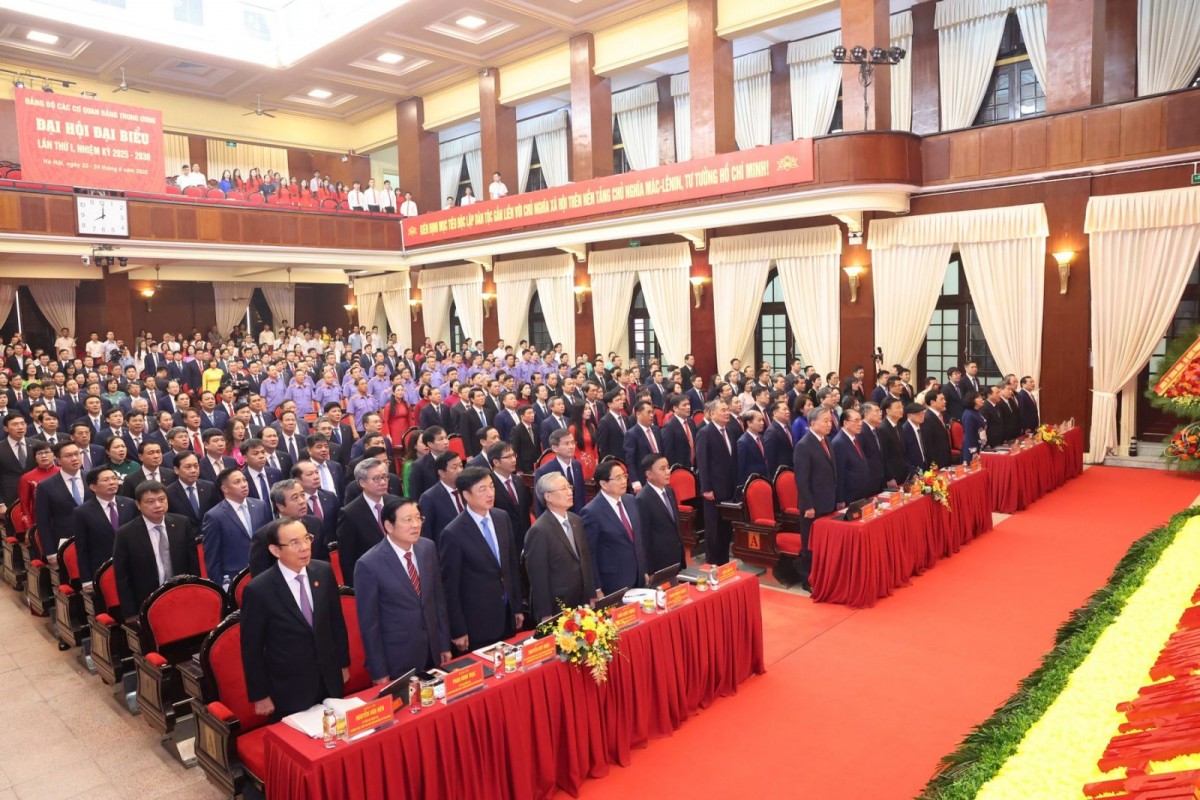 'Phải giữ cho bộ máy Đảng thật sự trong sạch, tinh gọn, hiệu lực, hiệu quả'