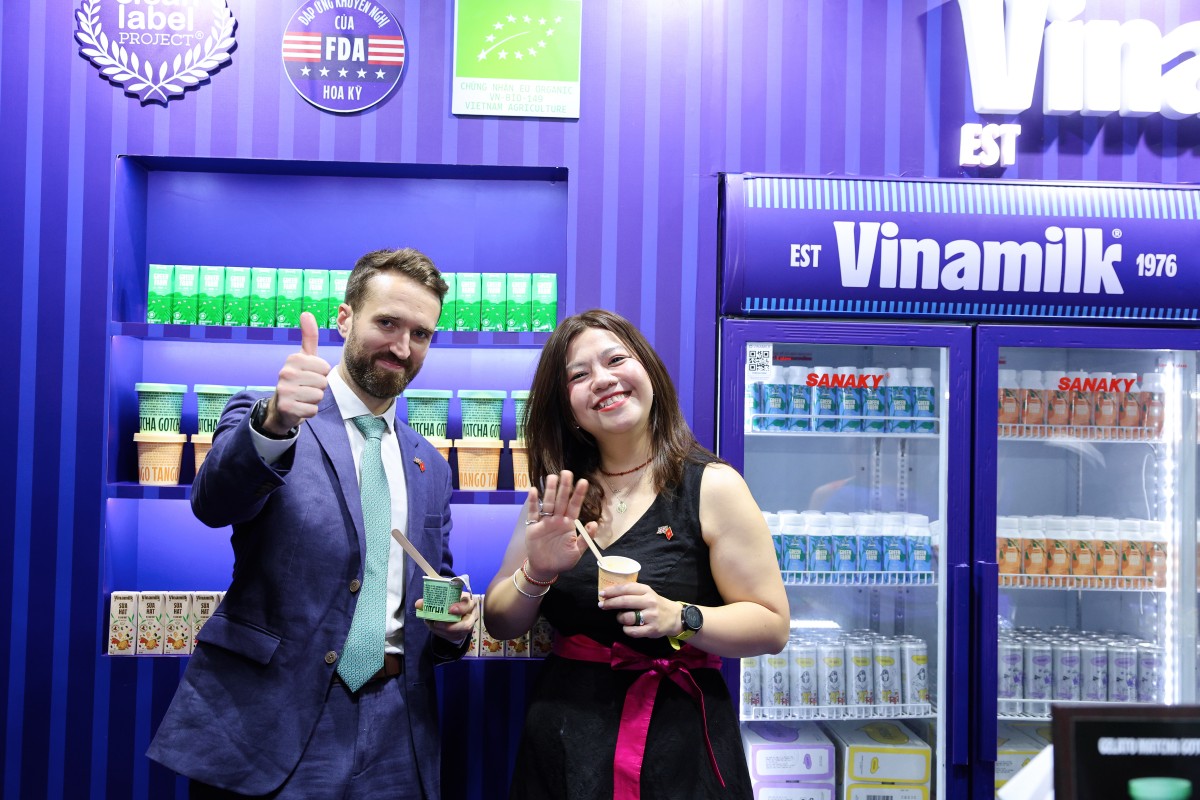Món Việt bất ngờ chinh phục khách quốc tế trong sự kiện ngoại giao Hoàng gia Món Việt bất ngờ chinh phục khách quốc tế trong sự kiện ngoại giao Hoàng gia