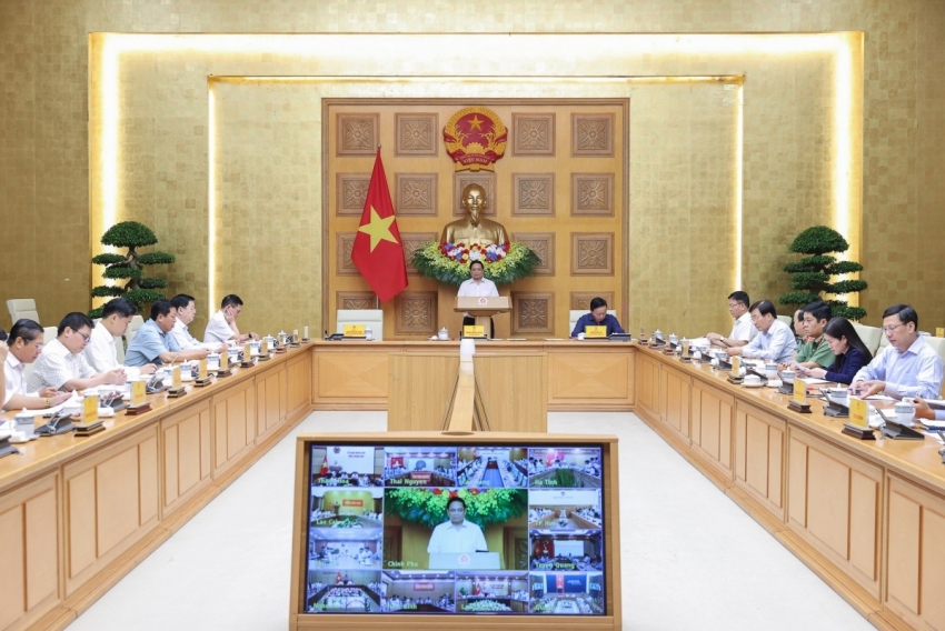 Ổn định đời sống người dân bị ảnh hưởng bởi bão số 10