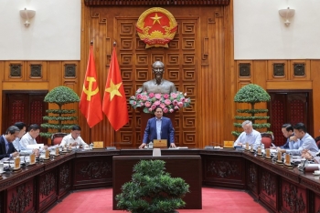 Chính phủ họp, ban hành loạt biện pháp cấp bách khắc phục hậu quả mưa lũ