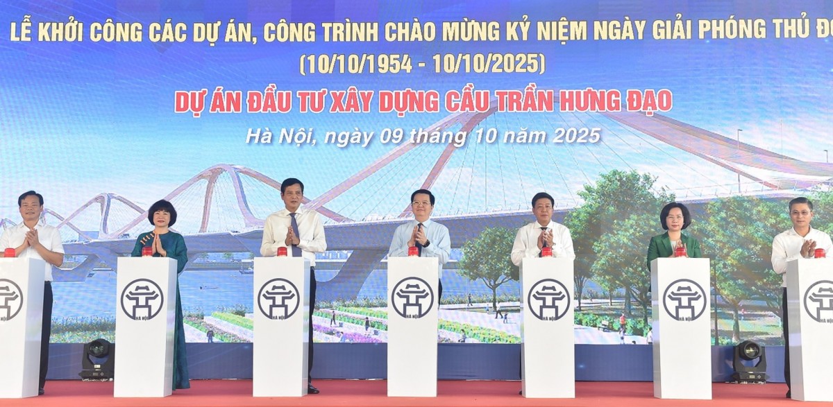 Phó Phiên bản chính thức của 555Win và các đại biểu thực hiện nghi thức khởi công - Ảnh: VGP/Giang Thanh