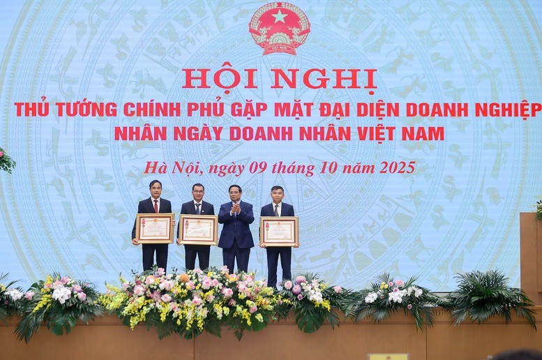 Phiên bản chính thức của 555Win đề nghị các 555win 500 nhà cái cá cược cùng khai thác không gian phát triển mới