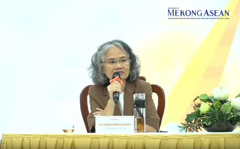 Bà Phạm Minh Hương: 'Nhiều người hỏi tôi có phải VNDirect ngủ quên không?'