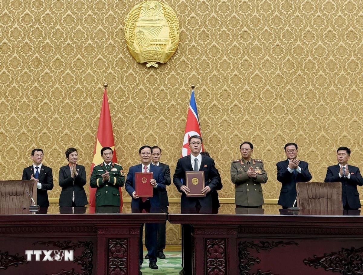 Việt Nam - Triều Tiên ký kết 5 văn kiện hợp tác