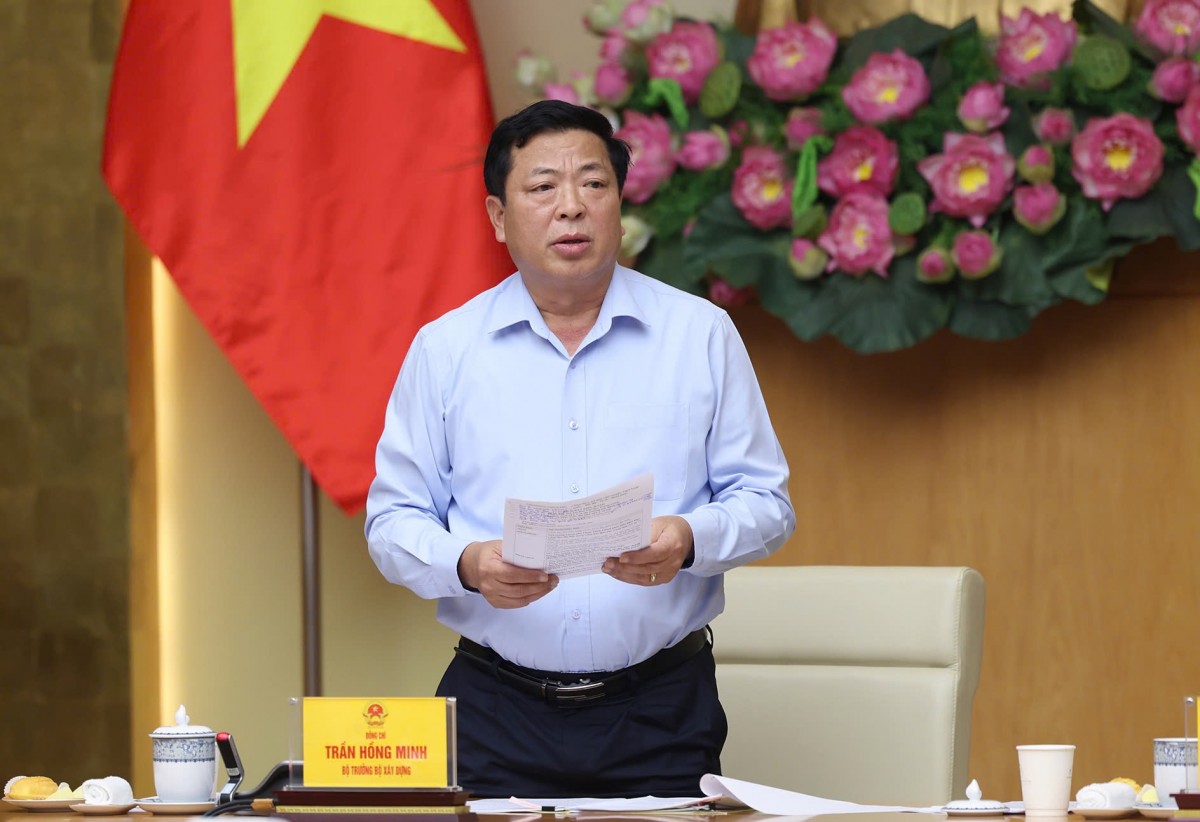 Bộ trưởng Bộ Xây dựng Trần Hồng Minh phát biểu - Ảnh: VGP