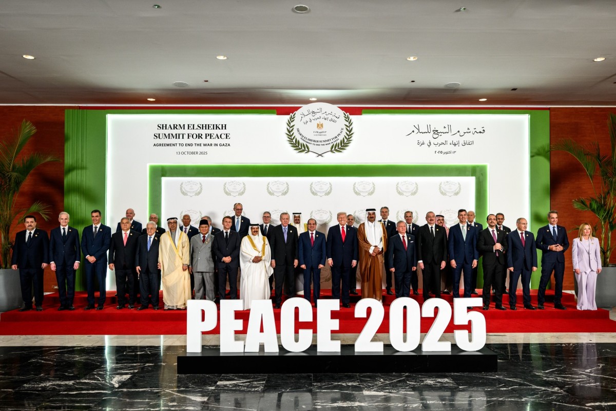 Tổng thống Mỹ và lãnh đạo các nước ký thỏa thuận ngừng bắn ở Dải Gaza