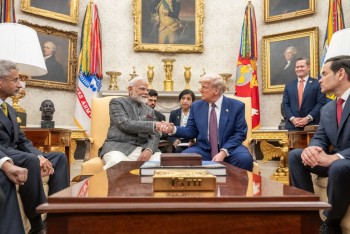 Ông Trump: Ấn Độ cam kết ngừng mua dầu Nga