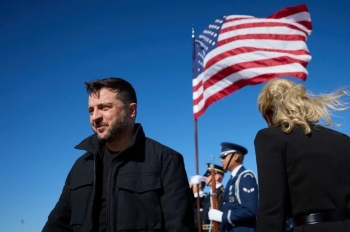 Ông Zelensky tới Washington, kỳ vọng về cuộc hội đàm với ông Trump