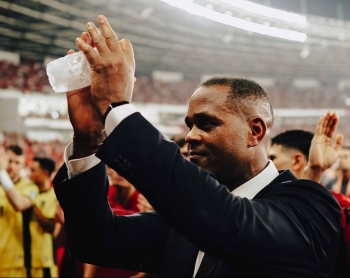 Truyền thông Đông Nam Á nói gì về việc Indonesia chia tay HLV Kluivert