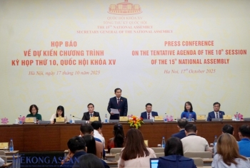 Kỳ họp thứ 10 đổi mới để hoàn thành khối lượng công việc rất lớn