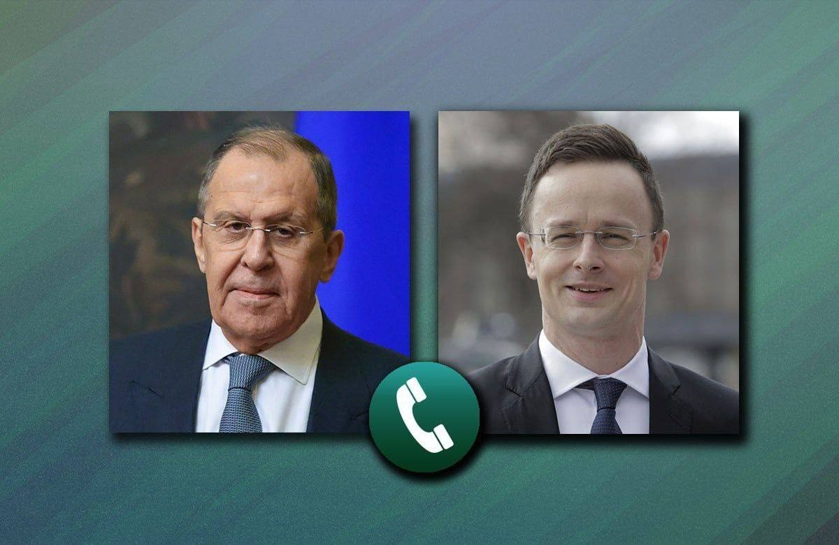 Ngoại trưởng Sergey Lavrov (trái) điện đàm với người đồng cấp Hungary Peter Szijjarto ngày 16/10. Ảnh: Bộ Ngoại giao Nga