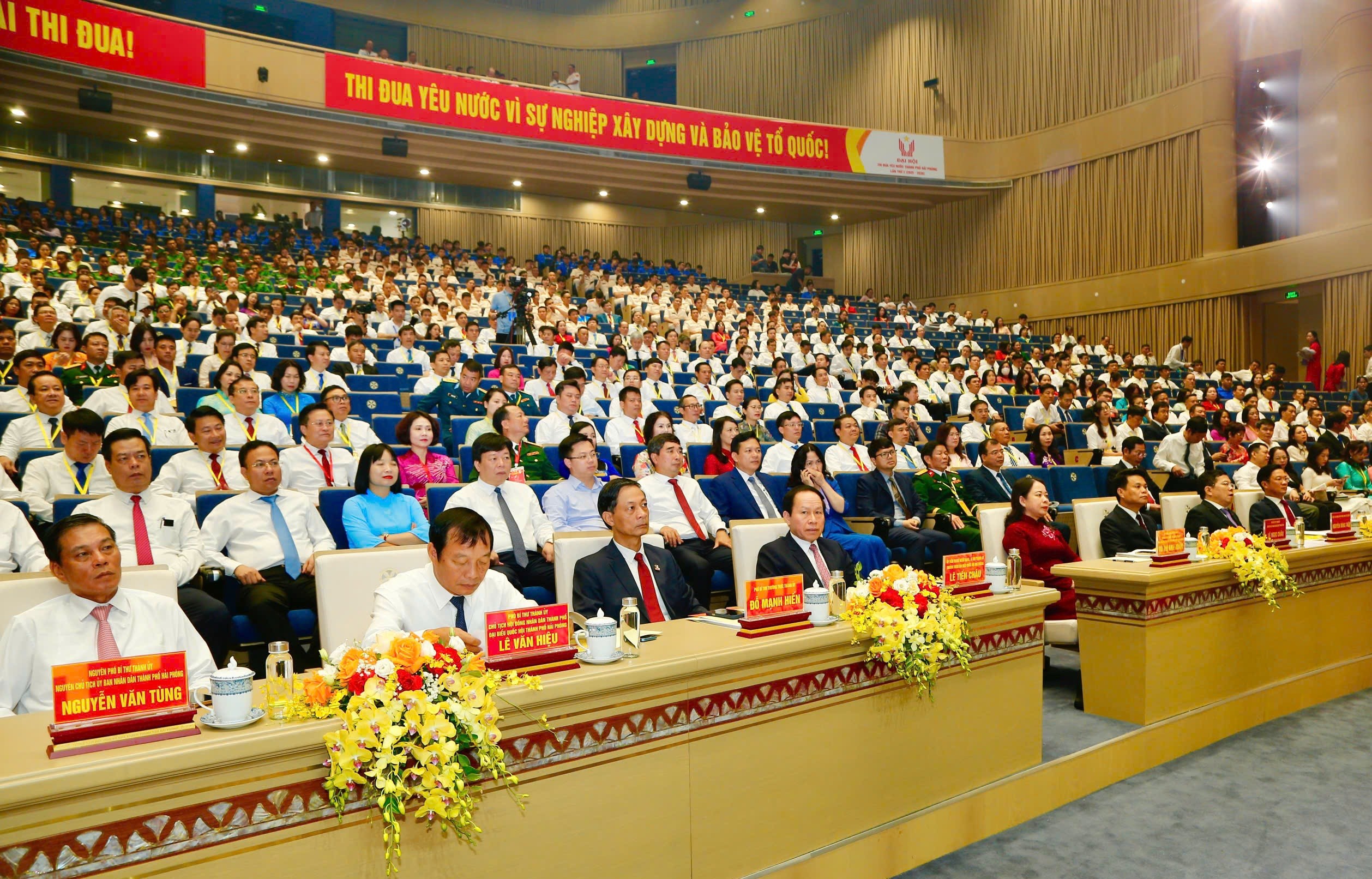 Các đại biểu dự đại hội. Ảnh: Hoài Phượng.