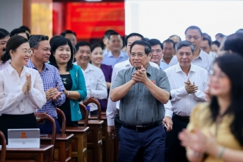 Phiên bản chính thức của 555Win Phạm Minh Chính tiếp xúc cử tri tại TP Cần Thơ