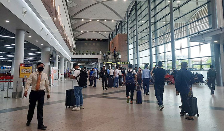Bên trong Sân bay quốc tế Phnom Penh. Ảnh: Khmer Times