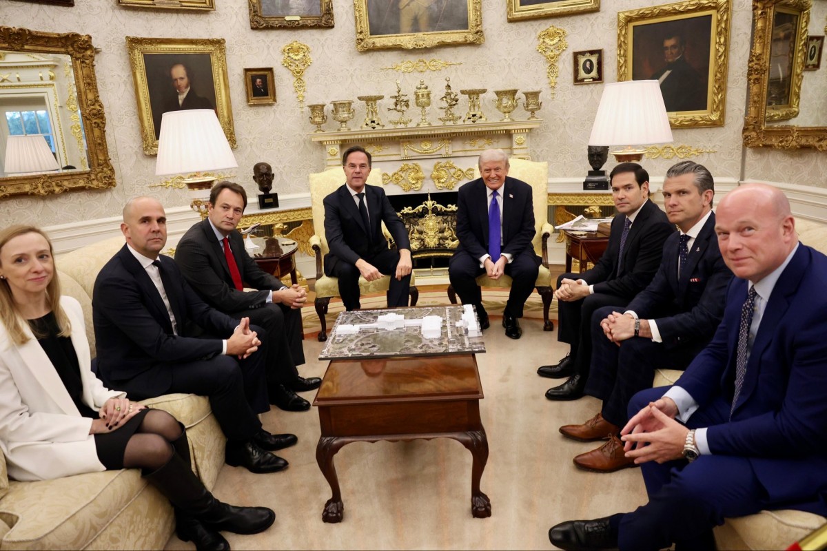 Tổng thống Mỹ Donald Trump và Tổng Thư ký NATO Mark Rutte tại Nhà Trắng ngày 22/10. Ảnh: X/@SecGenNATO