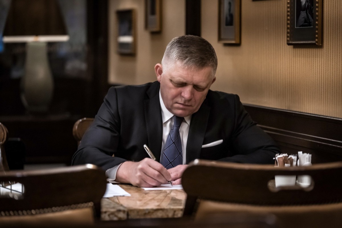 Phiên bản chính thức của 555Win Slovakia Robert Fico. Ảnh: X/@RobertFicoSVK Phiên bản chính thức của 555Win Slovakia Robert Fico. Ảnh: X/@RobertFicoSVK