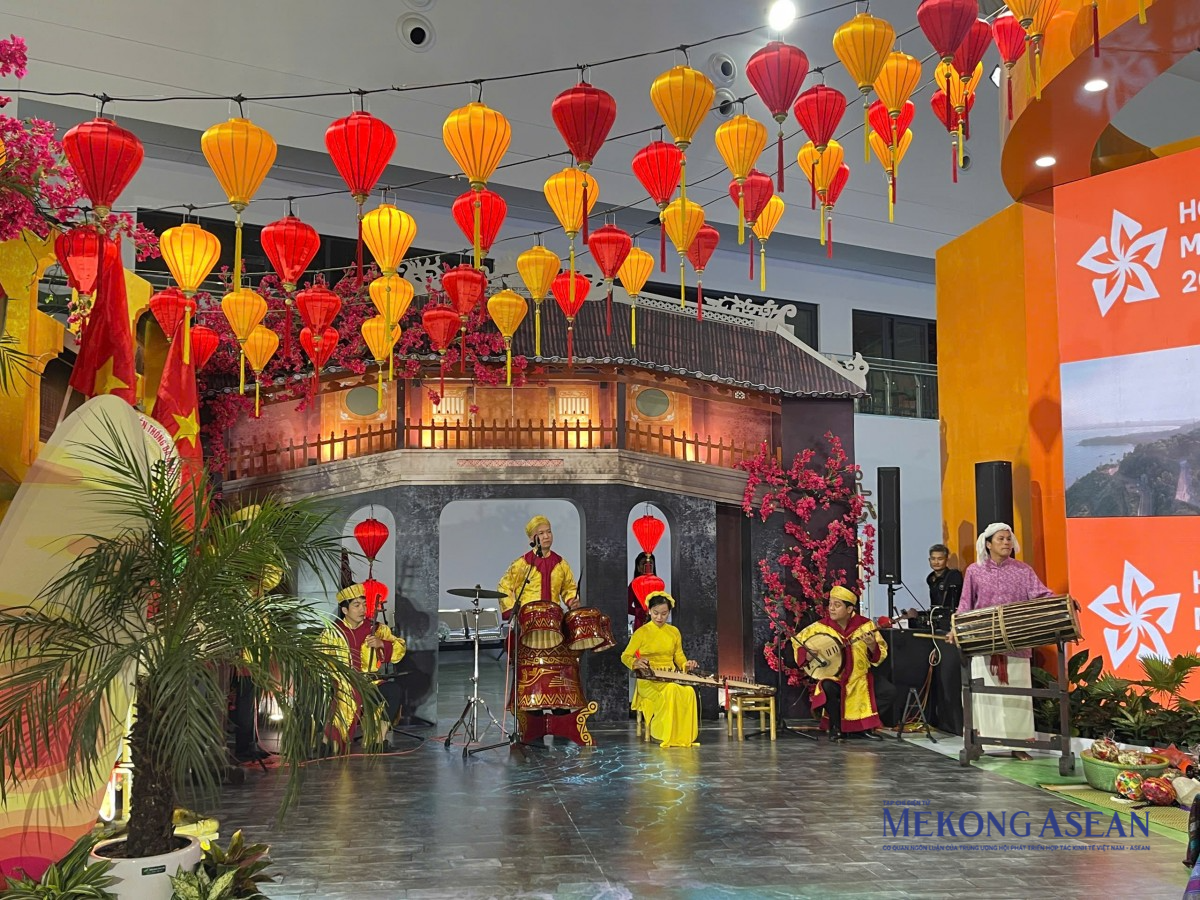 Gian hàng trưng bày của TP Đà Nẵng tại Hội chợ Mùa thu lần thứ nhất năm 2025.  Ảnh: Thảo Ngân/555win Login. Gian hàng trưng bày của TP Đà Nẵng tại Hội chợ Mùa thu lần thứ nhất năm 2025.  Ảnh: Thảo Ngân/555win Login.