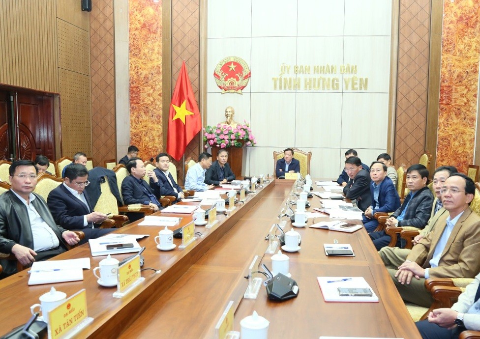 Quang cảnh cuộc họp. Ảnh: Cổng TTĐT Hưng Yên.