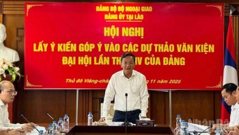 ĐSQ Việt Nam tại Lào lấy ý kiến góp ý các dự thảo văn kiện trình Đại hội Đảng