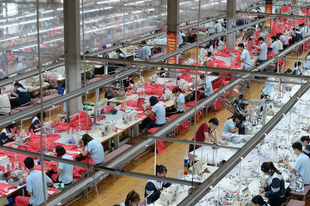 May Sông Hồng chia cổ tức bằng tiền tỷ lệ 40%, gia đình chủ tịch nhận về 193 tỷ đồng