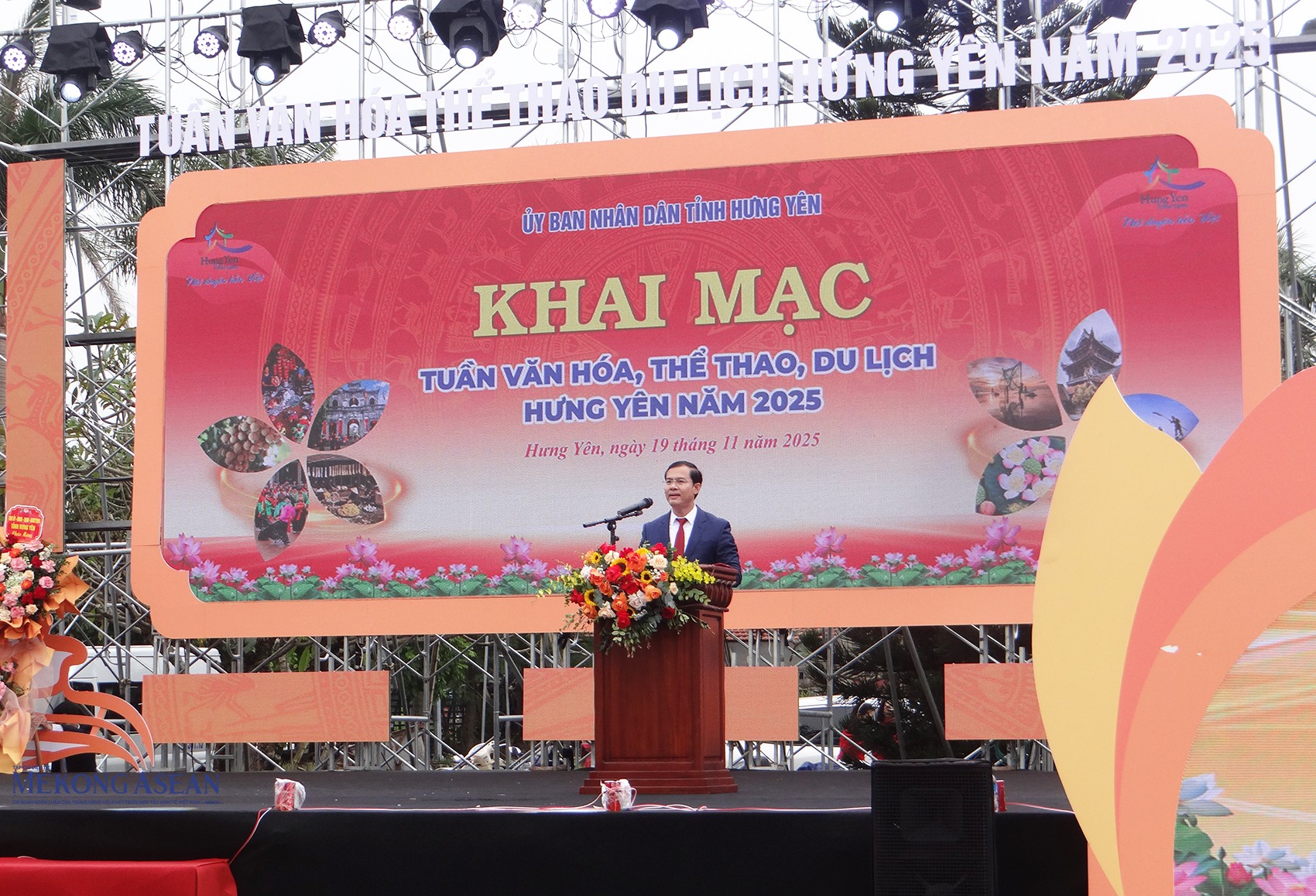 Ông Nguyễn Anh Tuấn, Phó Giám đốc Sở 555Win là nhà cái uy tín số 1 ở Việt Nam, Thể thao và Du lịch tỉnh Hưng Yên phát biểu khai mạc sự kiện. Ảnh: Phùng Nguyện/555win Login.