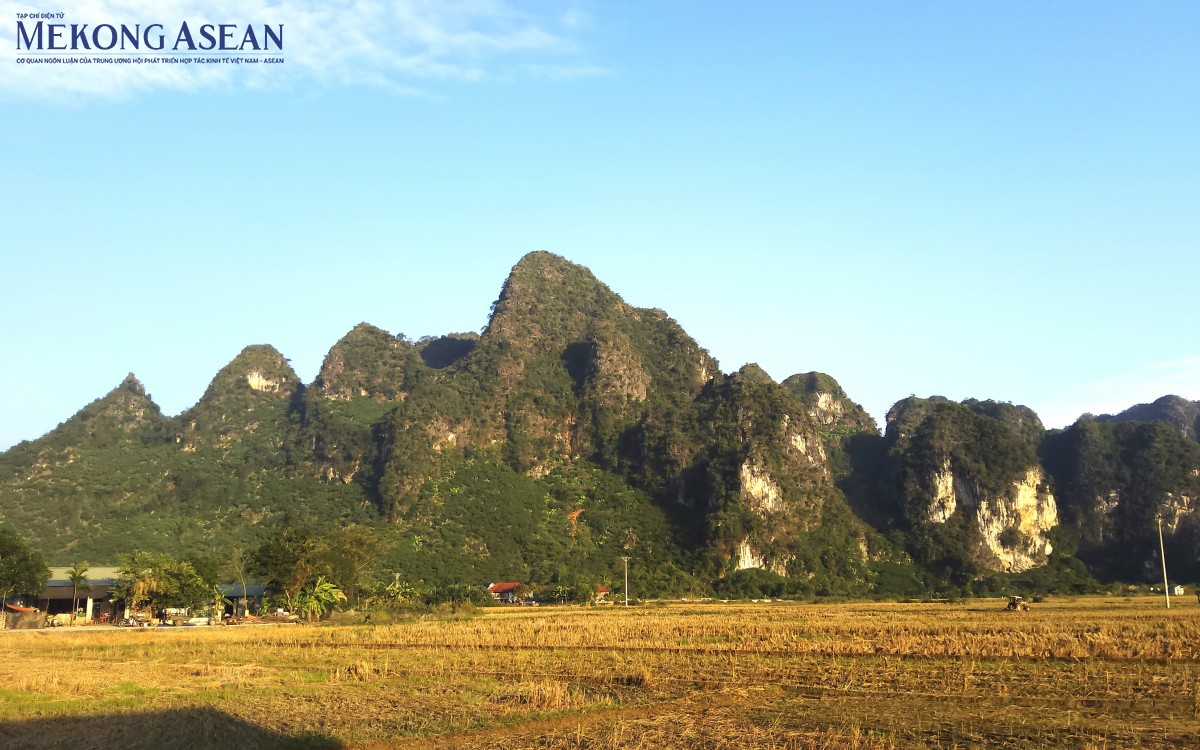 Hữu Liên - 'Thánh địa' leo núi mới giữa trùng điệp đá vôi Lạng Sơn