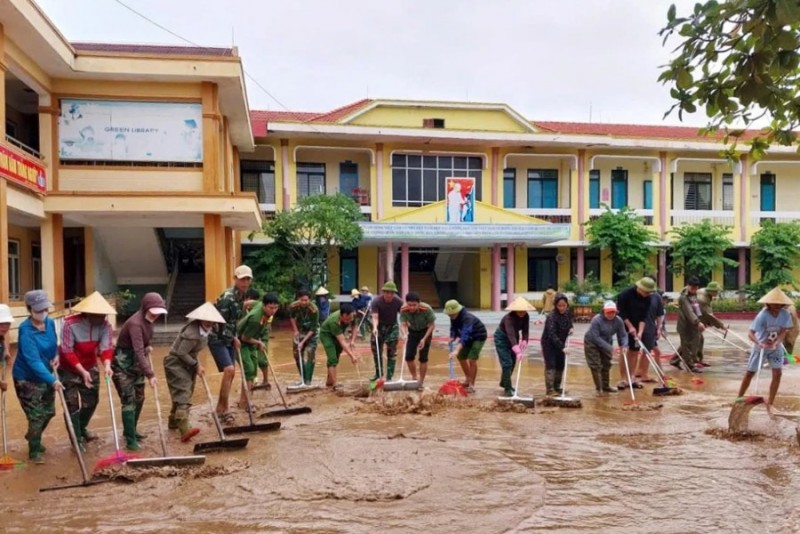 Chính phủ ban hành Nghị quyết về các giải pháp khắc phục hậu quả thiên tai, phục hồi sản xuất tại các địa phương khu vực miền Trung. Nguồn: VGP.