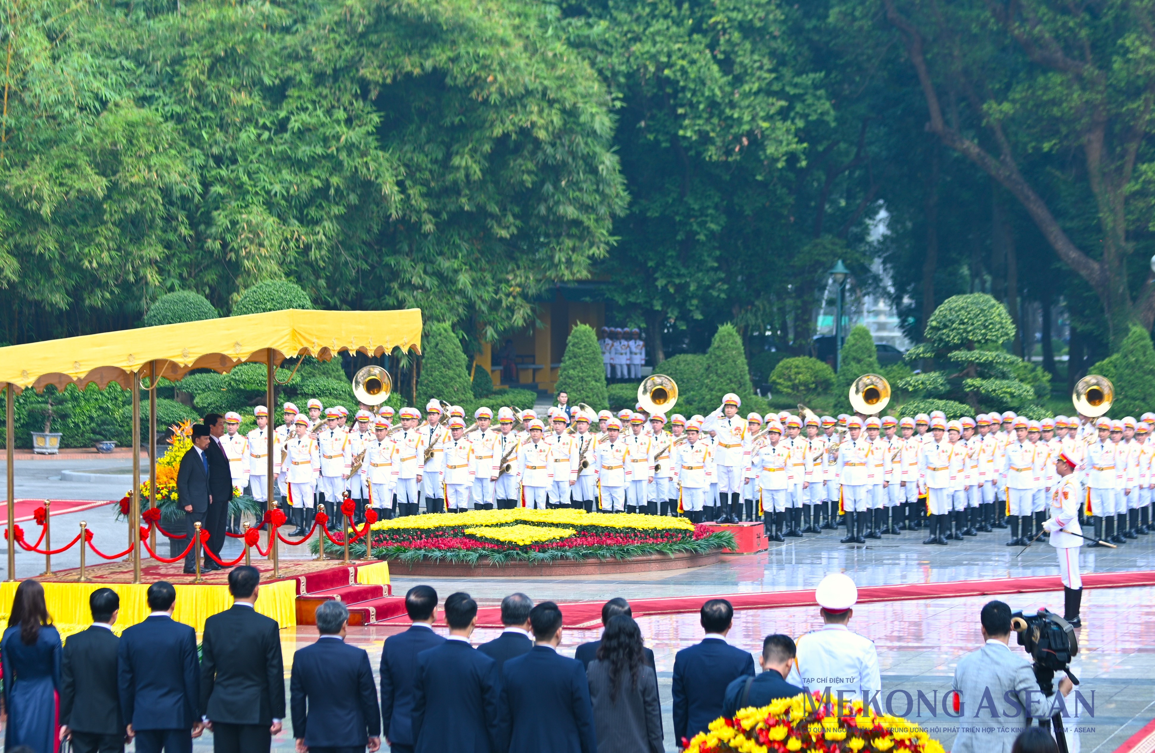Chủ tịch nước Lương Cường chủ trì lễ đón Quốc vương Brunei