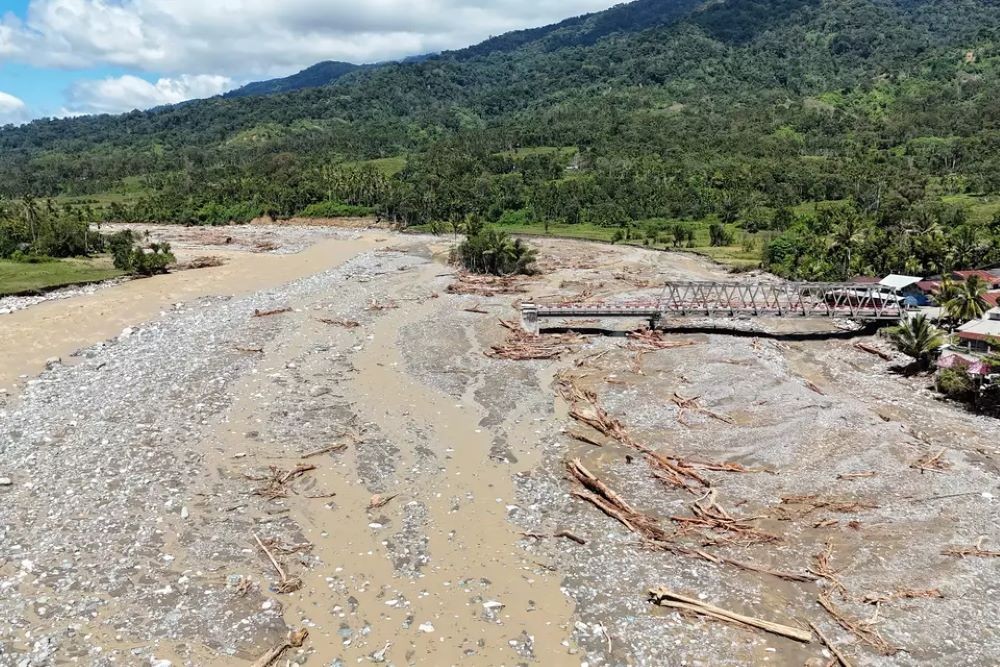 Số người chết do mưa lũ ở Indonesia tăng lên 753 người