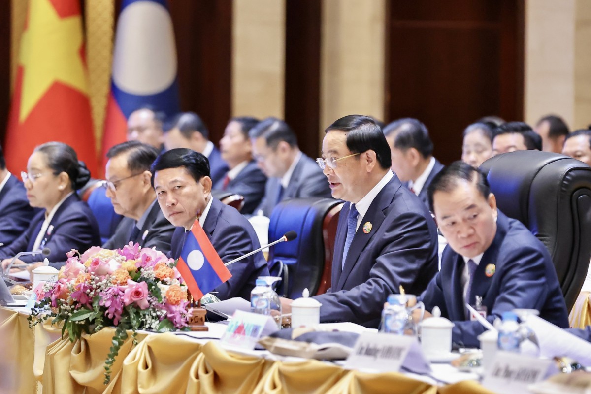 Làm sâu sắc nội hàm quan hệ Việt Nam - Lào với tầm cao mới