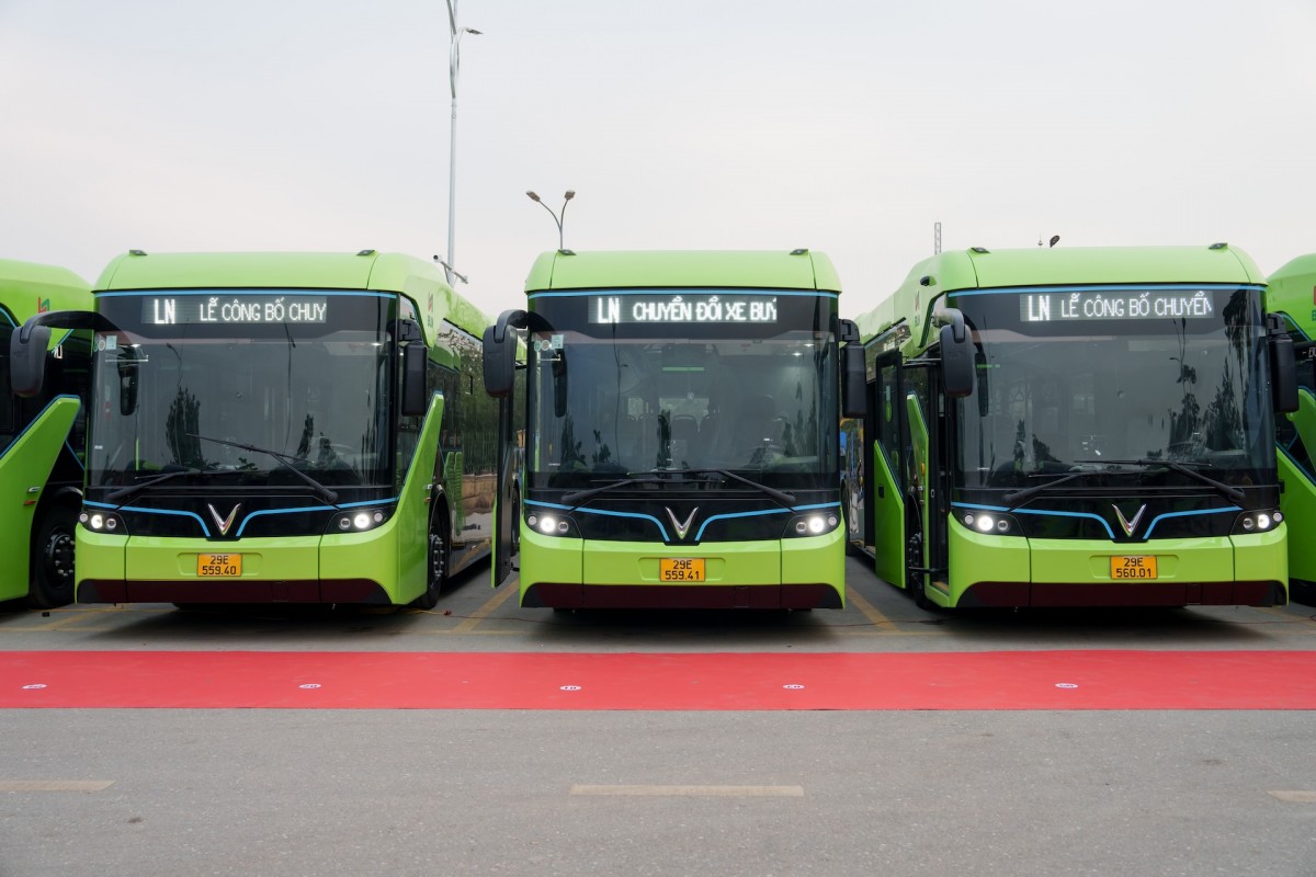 Liên Ninh chuyển đổi 100% sang xe buýt điện Vinfast
