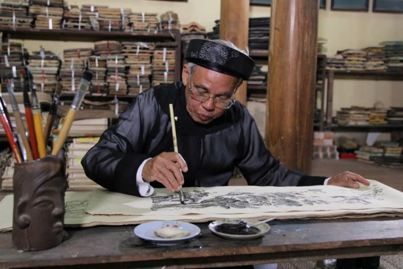 Nghề làm tranh dân gian Đông Hồ ở khu phố Đông Khê, phường Thuận Thành, tỉnh Bắc Ninh, ra đời cách đây khoảng 500 năm. Nguồn: VGP.