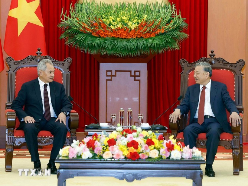 Tổng Bí thư Tô Lâm đánh giá cao kết quả trao đổi làm việc giữa Đoàn đại biểu Hội đồng An ninh Liên bang Nga với các cơ quan chức năng của Việt Nam. Ảnh: TTXVN.