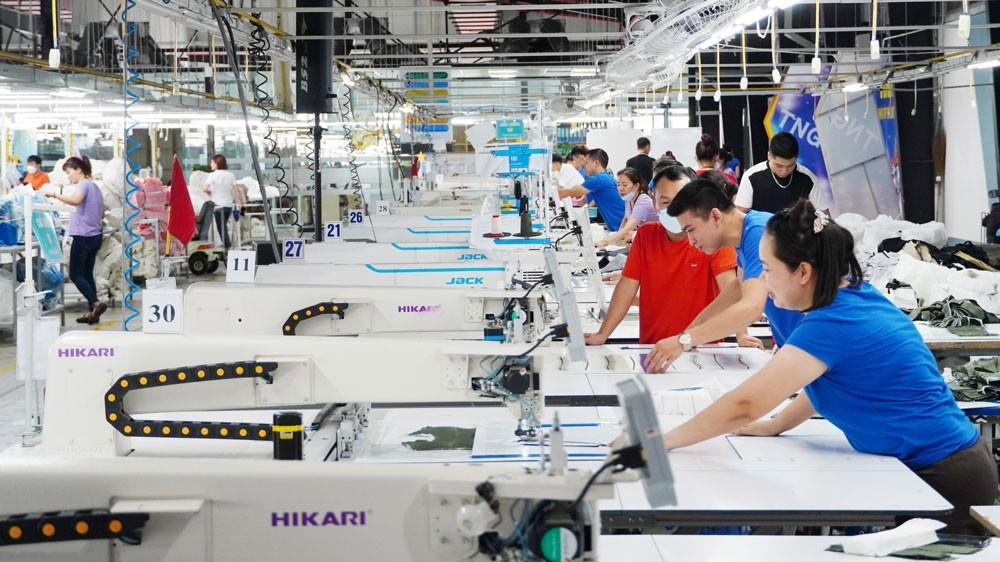 Chủ tịch dệt may TNG nộp đơn từ nhiệm
