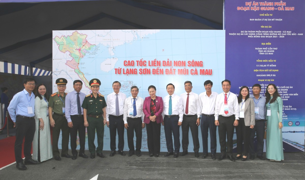 Khánh thành và thông xe kỹ thuật dự án cao tốc Cần Thơ - Cà Mau